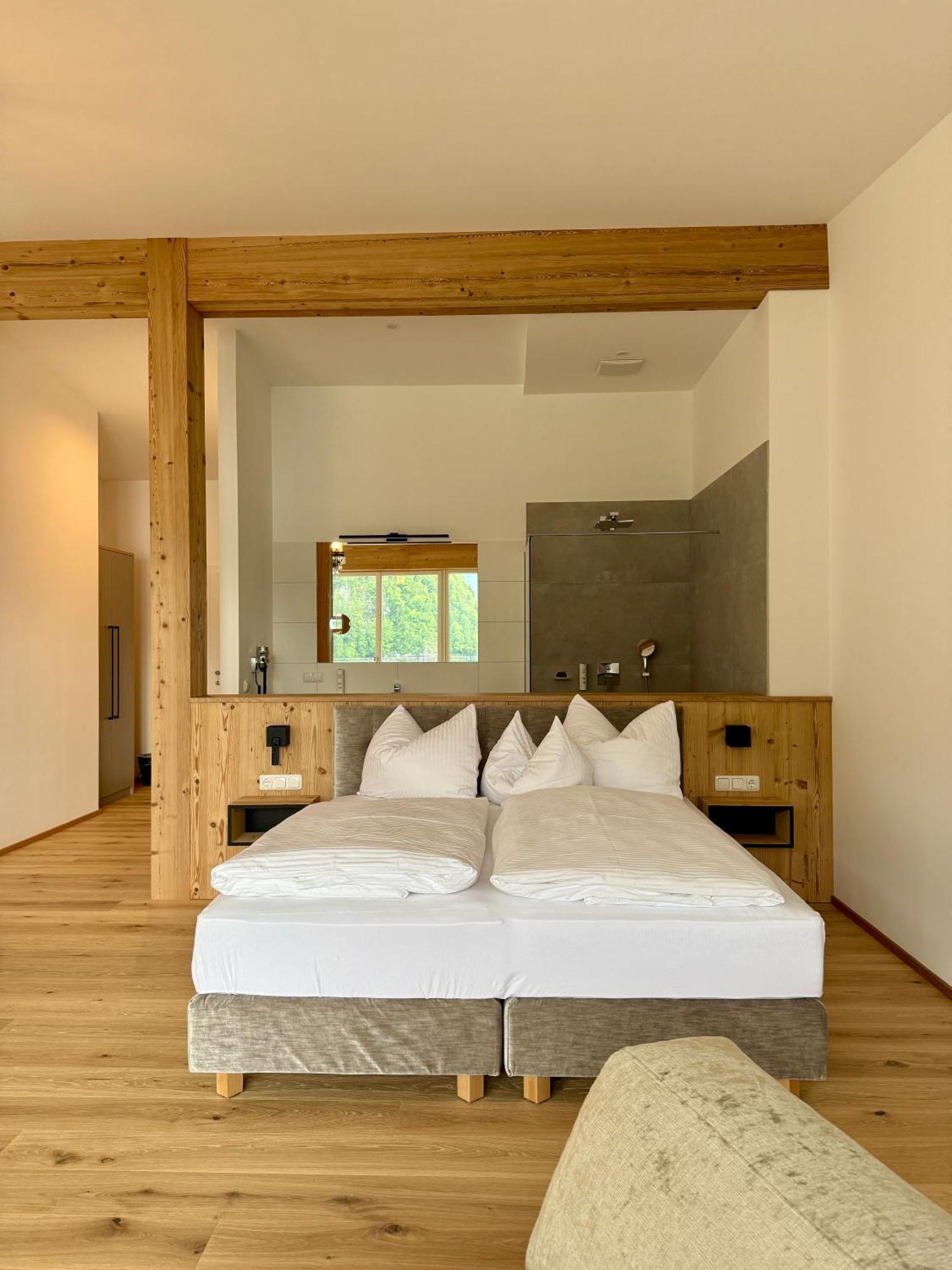 Seehotel Lilly Strobl Zewnętrze zdjęcie