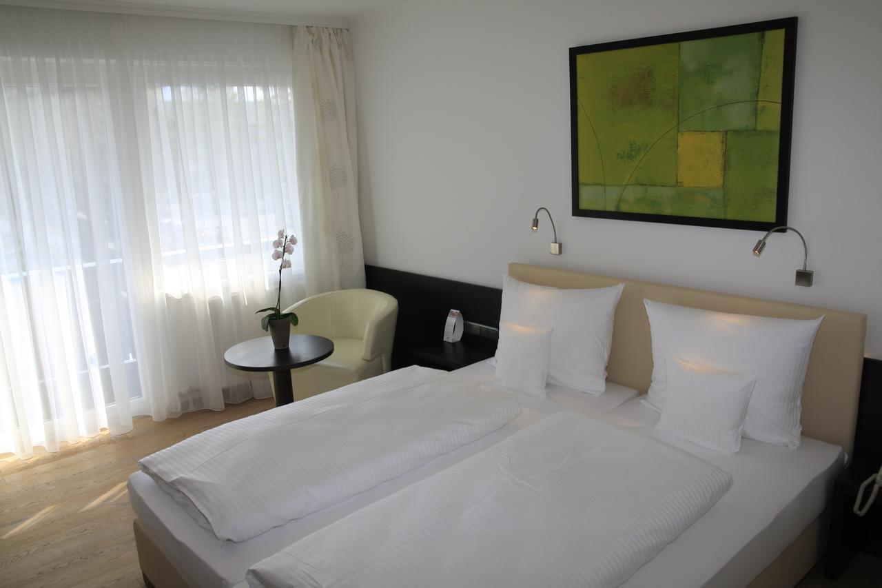 Seehotel Lilly Strobl Zewnętrze zdjęcie